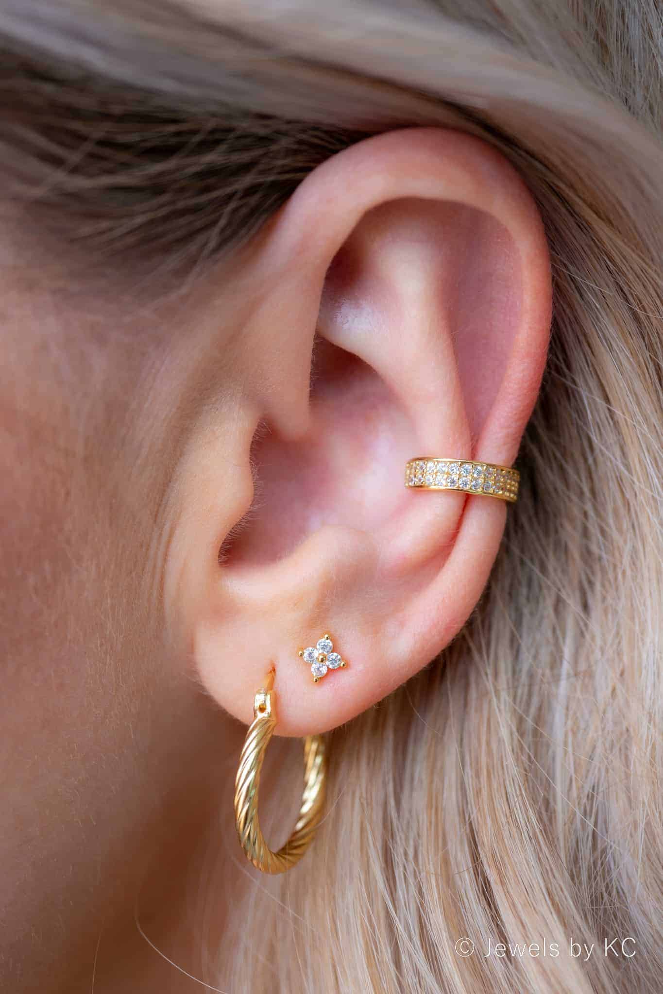 Gouden ear cuff 'Zirkonia bling' van Goud op Zilver
