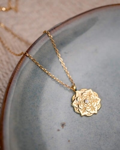 Gouden ketting met hanger 'Flower' 'Bloem' van Goud op Zilver