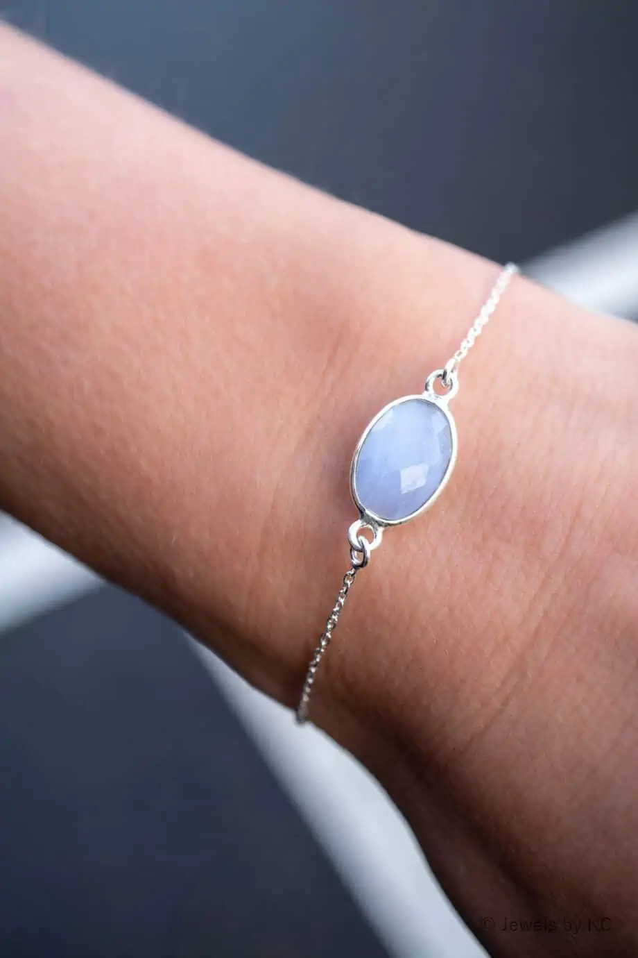 Zilveren edelsteen armband met blauw Aqua Chalcedoon edelsteentje van Sterling Zilver