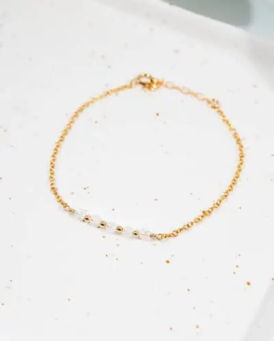 Gouden edelsteen armband met Herkimer geboortesteen april van Goldfilled