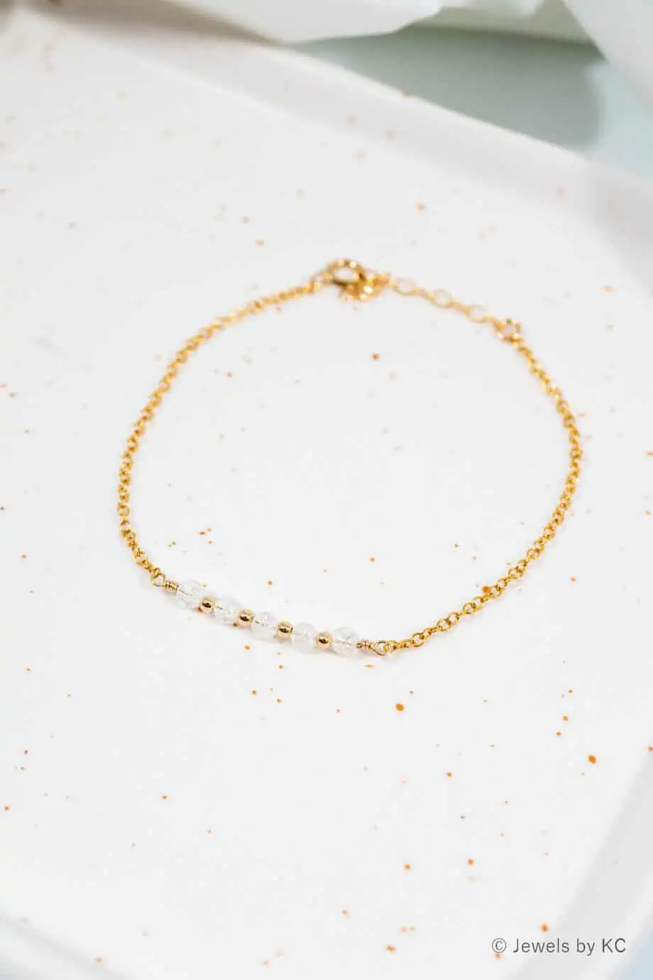 Gouden edelsteen armband met Herkimer geboortesteen april van Goldfilled